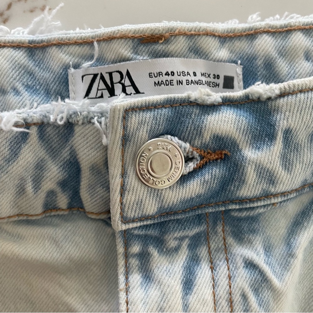 ZARA HIGH WAIST RIPPED BLACK DENIM JEAN SHORTS! - Picture 5 of 7